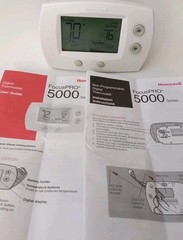 Honeywell Focus PRO 5000 Home TH5320U1001 Non-Programmable Digital Thermostat
