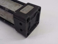 ARO Pneumatic Cylinder 1.5×17.000 250PSI 1.5″ Bore 17″ Stroke 0.63″Rod