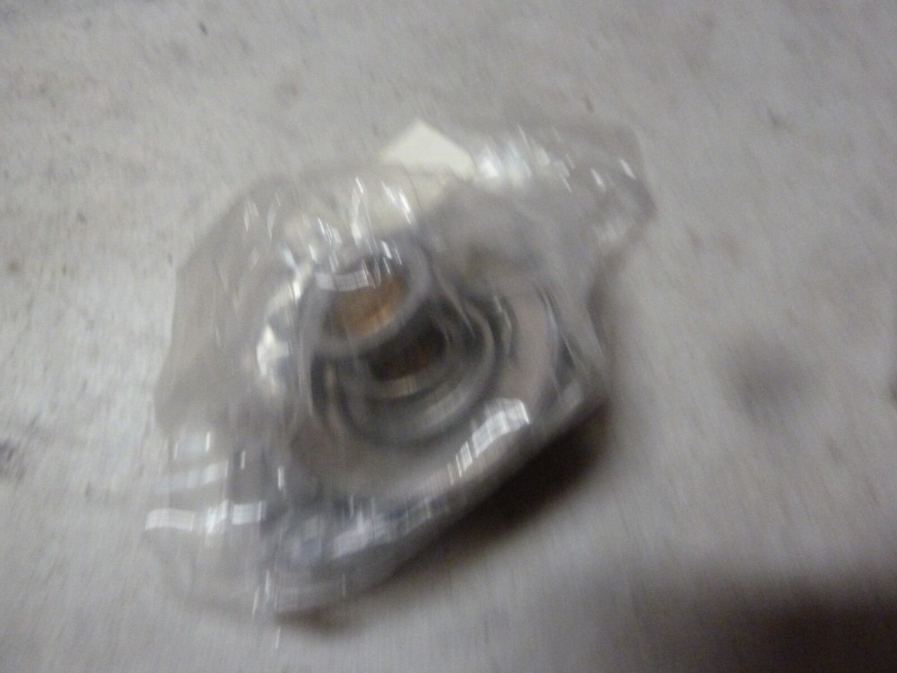 LPM LP100-1370 : THERMOSTAT w/gasket Made in USA 100-1370 LP1001370 LP 1001370