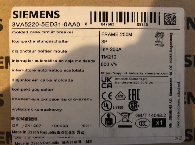 SIEMENS 3VA5220-5ED31-0AA0 200A 3-Pole Circuit Breaker, NEW IN BOX