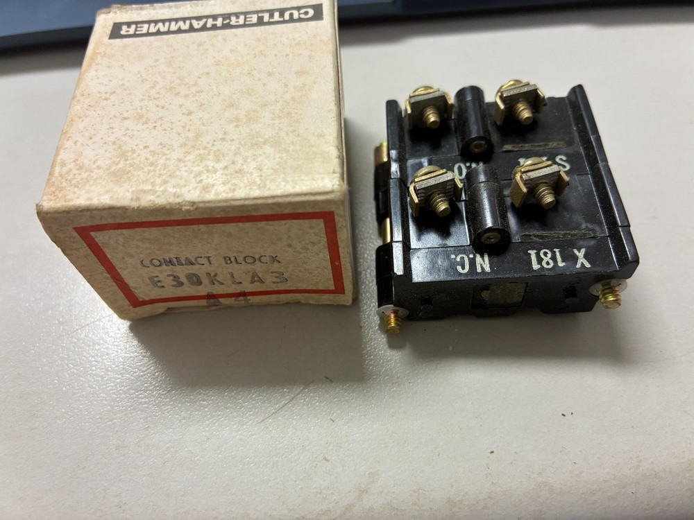 CUTLER HAMMER E30KLA3 CONTACT BLOCK 1NO/1NC 600V SERIES A2 NIB