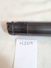 USED 1″ KENNAMETAL E16-SCLPR3 CARBIDE BORING BAR 12″ OAL. W/ COOL. USA MADE H359