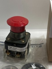 ALLEN BRADLEY 800T-FX6A1 PUSH PULL 2 POSITION MUSHROOM RED 1NO/1NCLB SER T NIB