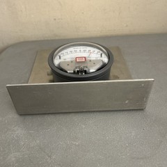 Dwyer Instruments 2300-0 Dwyer Magnehelic Pressure Gauge, 0.25In To 0 To 0.25In