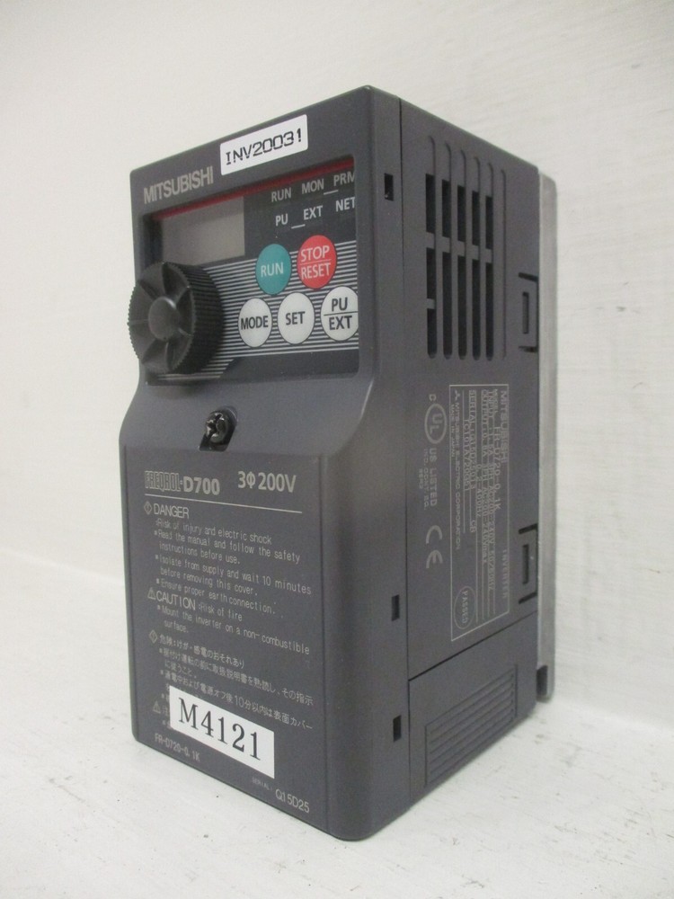 Mitsubishi FR-D720-0.1K D700 Inverter AC VS Drive 3PH 200-240V 0.8A 0.2-400Hz