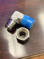 DKLOK STAINLESS STEEL 3/8 OD X 1/4 MALE ELBOW SWAGELOK REF SS-600-2-4