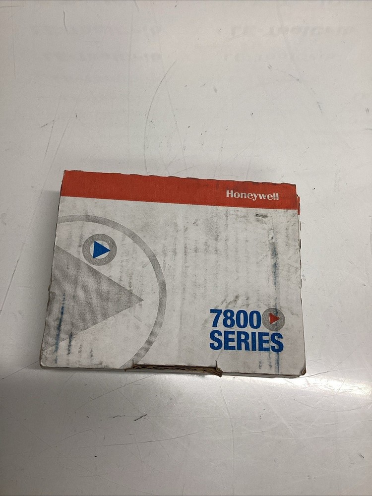 Honeywell S7800A‑1001 Burner Control Keyboard Module Display N-381