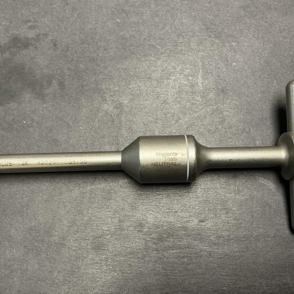 Implant Trials Extraction Core Tool CE 4202209-C58155 #(3D05K)