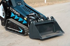 4-in-1 Bucket Attachment for Mini Skid Steer Fits TYPHON STOMP X1300 & STOMP 509