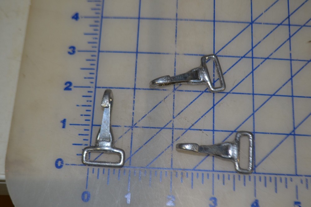 *LOT OF 3 snap clasp hook clip 2″ long flat webbing 3/4″ clip-on attachment