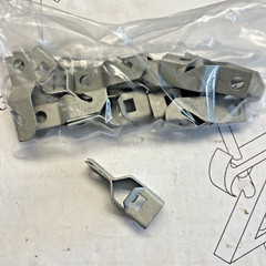 *LOT of 10* nVENT CADDY 122 Z Purlin Clip, 1/4in Hole, 1 1/16in Max Flange