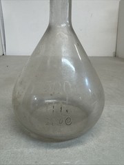 Vintage Glass 500mL ±0.20 Volumetric Flask