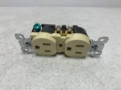 Leviton T5320-I Duplex Receptacle 15A 125V Tamper-Resistant