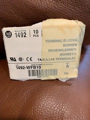 8 Pack Allen Bradley AB 1492-WFB10 Fuse Block 