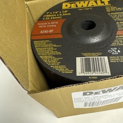 DEWALT DW44580 7″ x 1/4″ x 7/8″ Fast Cut Metal Grinding Wheels 25 pack