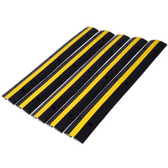 Cable Protector Ramp Rubber Speed Bumps 6600 Lbs. Load Capacity for Asphalt Conc