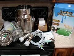 NEW NAOEDEAH Corded 15L Cow Milking Machine