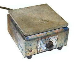 THERMOLYNE HP-A1915B HOT PLATE 1900 115 VAC @ 700 WATTS