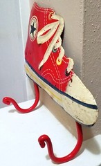 VINTAGE ~ CONVERSE ALL STAR ~ Chuck Taylor Slat Wall Shoe Display Wire Shelf