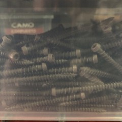 CAMO 2-1/2” X #10 BROWN Deck Screw Protect Coated. 350 Count