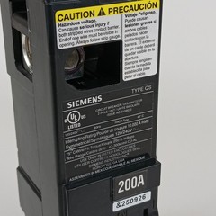 Siemens 200 Amp 2 Pole 240 Volt Molded Case Circuit Breaker Type QS