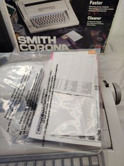 Smith-Corona Display Dictionary Electronic Typewriter Word Processor Open Box