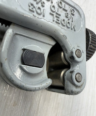 General Tubing Cutter 1/4″-1-1/2″ & Ridgid Close Quarters Cutter 1/8″-5/8″