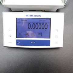 Mettler Toledo XS205DU Analytical Balance