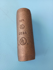 NEW 3/4 INCH GROUND ROD THREADLESS COUPLING ERICO CC34 FREE SHIPPING