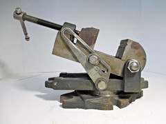 ERON 2-1/2″ TILTING VISE JAPAN MADE