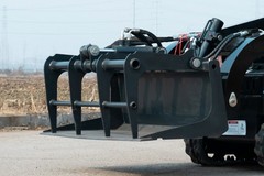 Mini Skid Steer Heavy Duty Grapple Bucket Solid Bottom– Fits TYPHON STOMP X1300