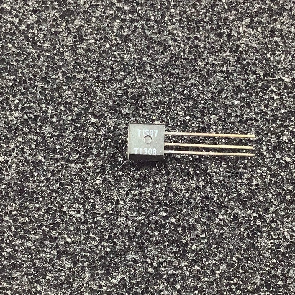 TIS97 – TI – NPN TRANSISTOR, 45V 50mA TO-92 (UHF)