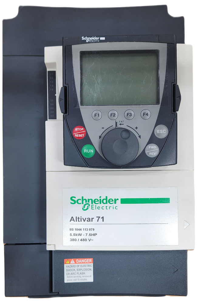 SCHNEIDER ALTIVAR 71 ATV71HU55N4