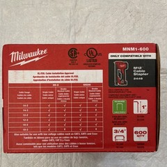 Milwaukee MNM1-600 Insulated Cable Staples 1 in x 3/4 in 14ga 600 Pack