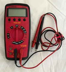 AMPROBE 34XR-A True RMS Digital-Backlight MULTIMETER w/Temperature Leads/Probes
