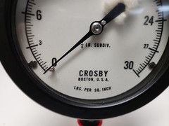 CROSBY A10 30PSI SIZE 4½” 1/2″ANPT LBM SPEC 10854 PRESSURE GAUGE [2WS3-6]
