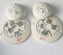 SILENT KNIGHT SD505-AHS ADDRESSABLE HEAT DETECTOR-BASE SD505-6AB/Cleaned-Tested!