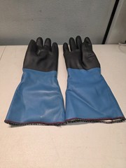 Mapa Professional Temp-Tec 332 NL517 17″ Neoprene Coated Gloves Pair Size 9