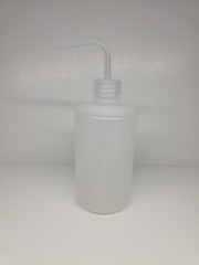 1 Pc Lab Squeeze Bottle, Plastic Round Wash Bottle 500ml