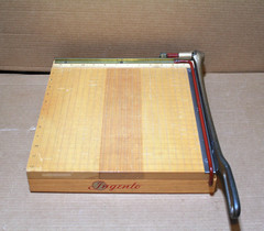 Vintage Ingento No. 4 Paper Cutter Guillotine Trimmer Wood Cast Iron 12 X 12”