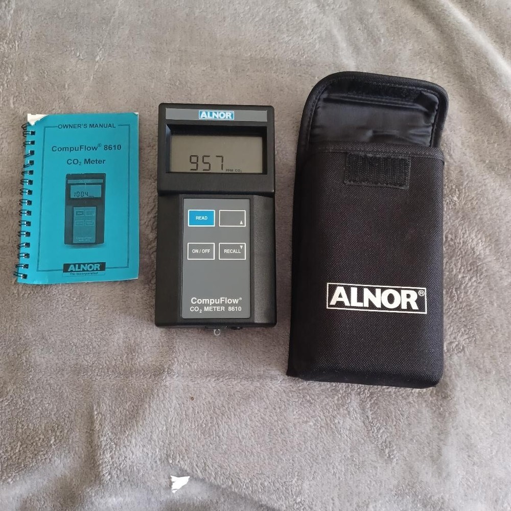 Alnor Compuflow 8610 CO2 Meter Last Certified 11/03 With Case Tested Works