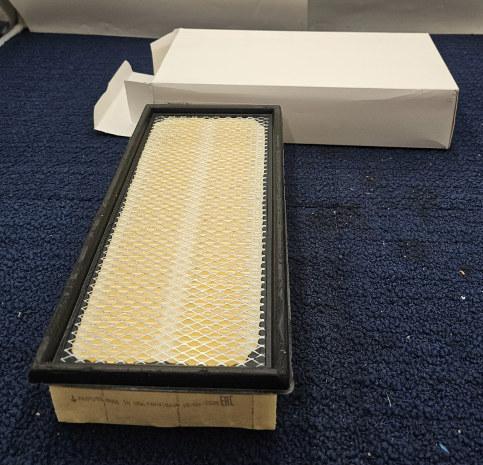 Donaldson P637258 Air Filter, Panel Ventilation Fits Caterpillar 236D3 242D3