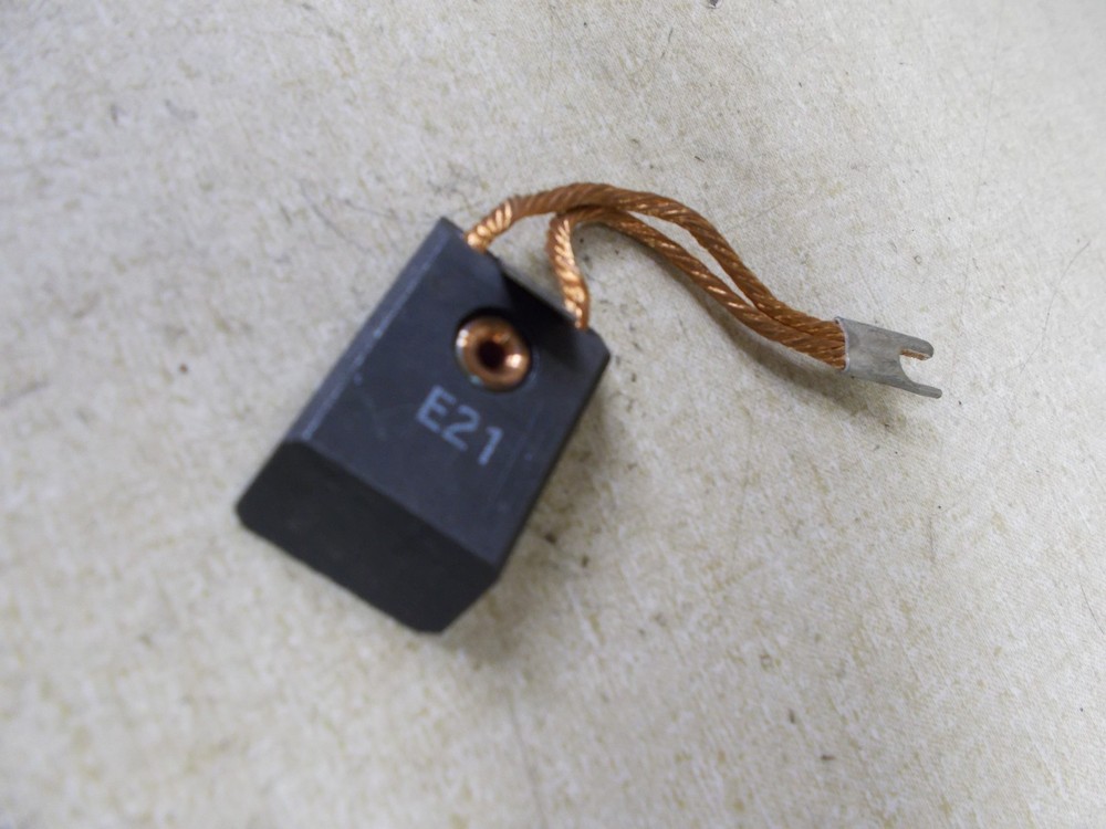 NEW Motor Brush E21 1-3/4″ L x 1″ W x 1/2″ T*FREE SHIPPING*