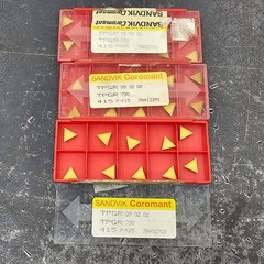 Qty 10 Sandvik TPGR 730 09 02 02 090202 415 Grade Carbide Inserts