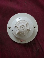 Silent Knight SD505-AHS Analog Heat Detector Sensor With Base