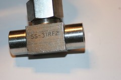 1/8 FNPT 316ss Union-Bonnet Needle Valve Whitey Swagelok SS-31RF2