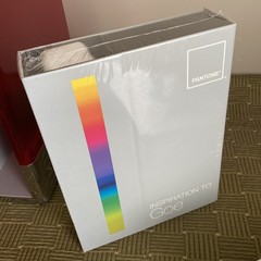 Pantone GEO System Red Cube 3 Sealed Books Fan Guide Color Coated Sticks Palette