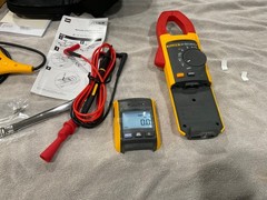 Fluke 381 Remote Display Clamp Meter