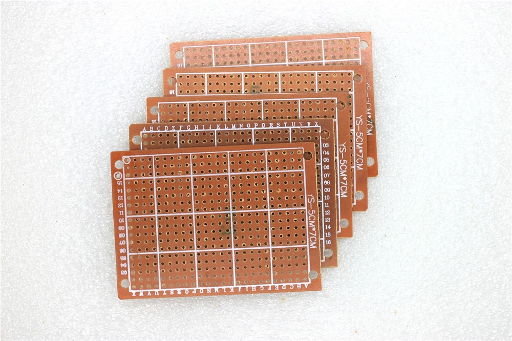 5CM x 7CM PCB Prototype Perf Board Breadboard