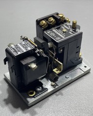 Joslyn Clark 713UP-76 PMT Pneumatic Timing Relay Open Type 10A 600VAC 50430